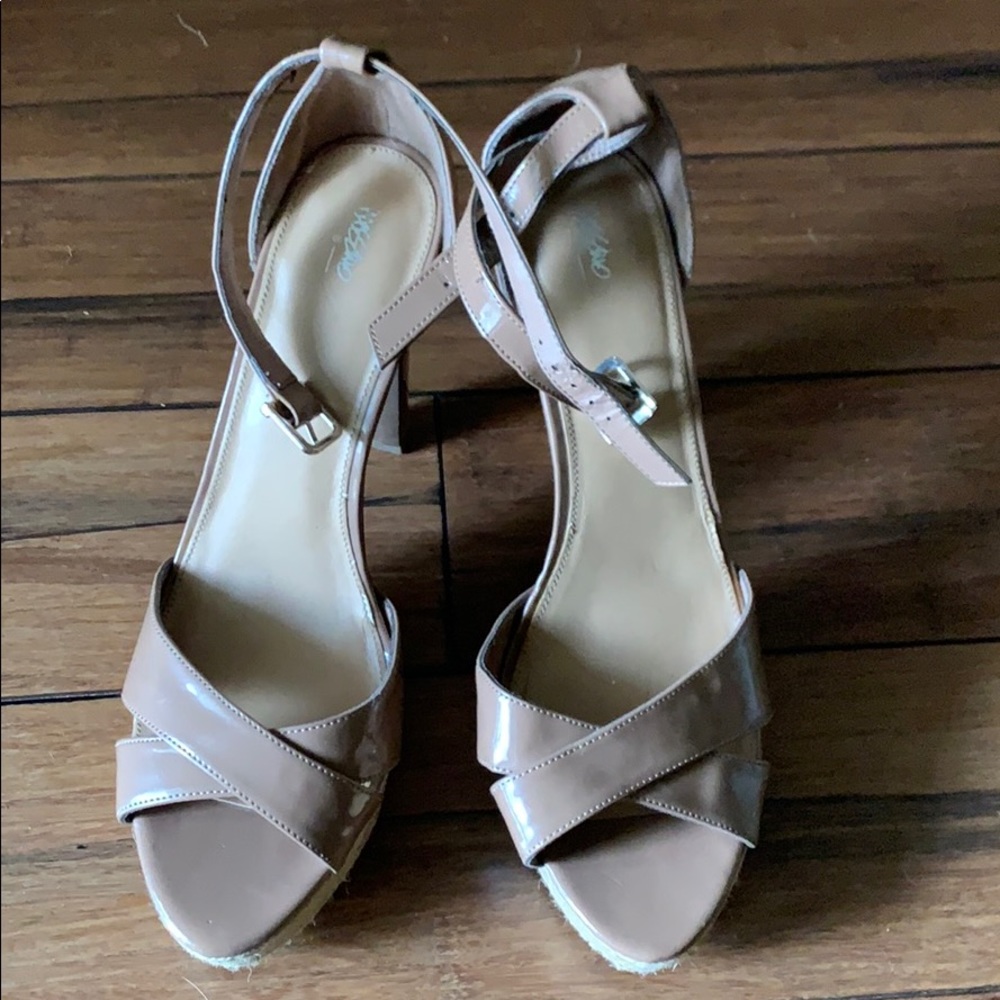 Mossimo High Heel Tan Sandals